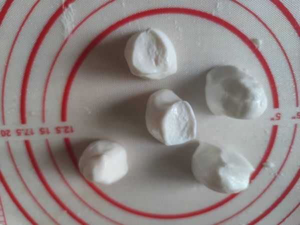 鲜肉虾饺丸子汤