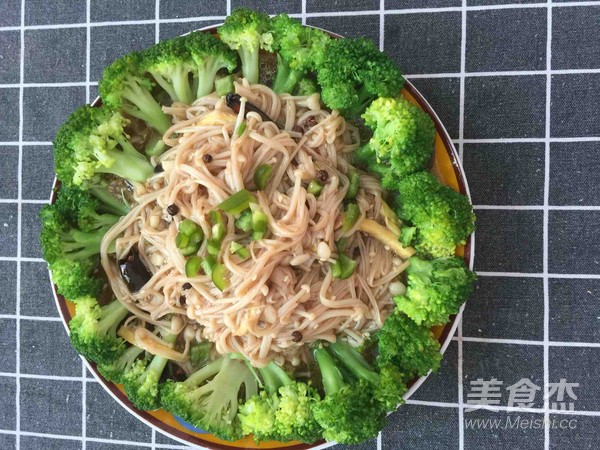 凉拌酸辣金针菇