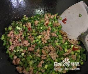 蒜苔肉沫的做法