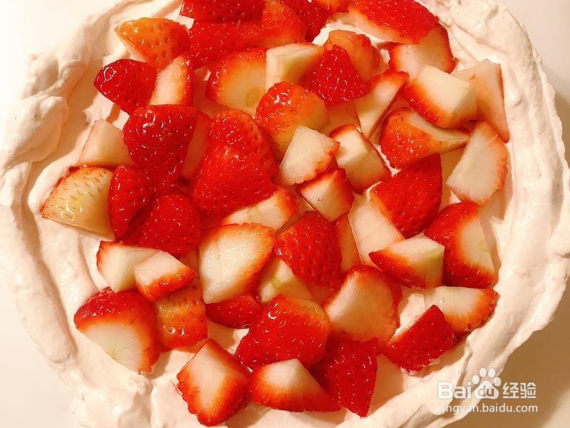 8寸戚风草莓蛋糕的做法