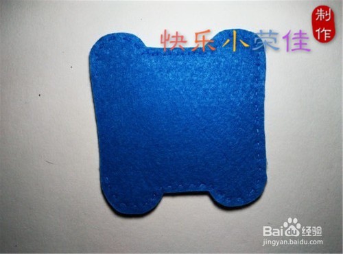 不织布手工：小熊卡包