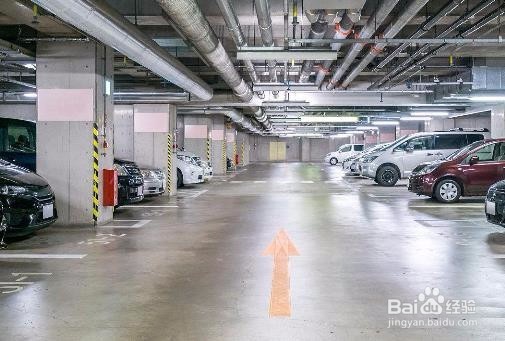 开车遇到窄路该怎么走
