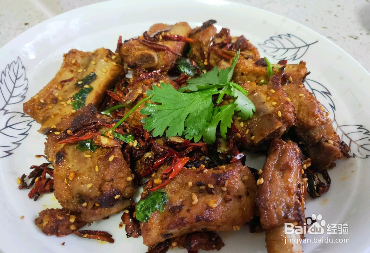 辣炒排骨的做法