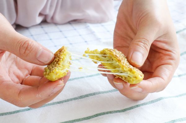 香蕉奶酪夹心红薯饼