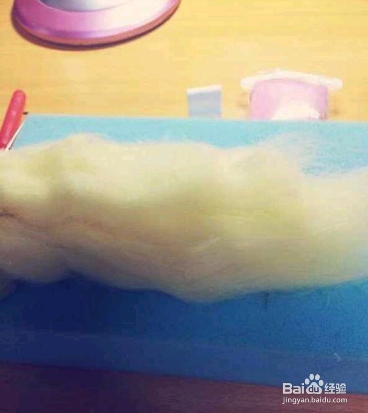 如何用羊毛毡制作甜甜圈