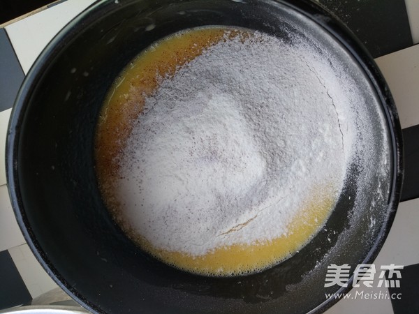 电饭煲红曲蛋糕