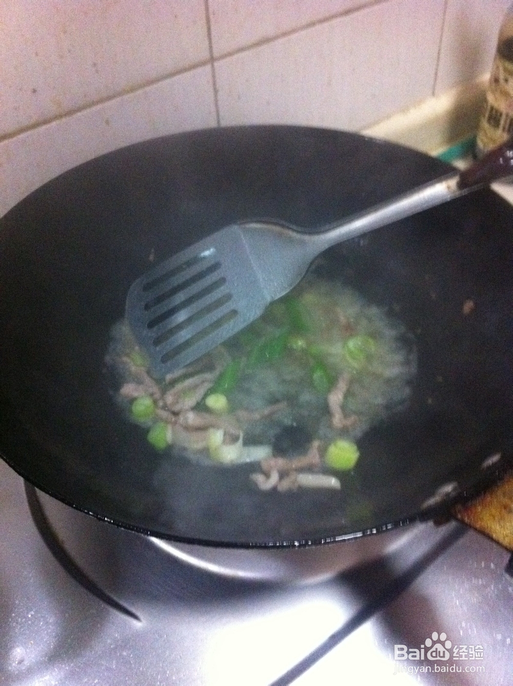 简单易做-健康少油盐的白菜蘑菇肉丝烩饼