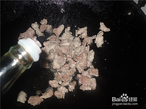 制作瘦肉油条粥