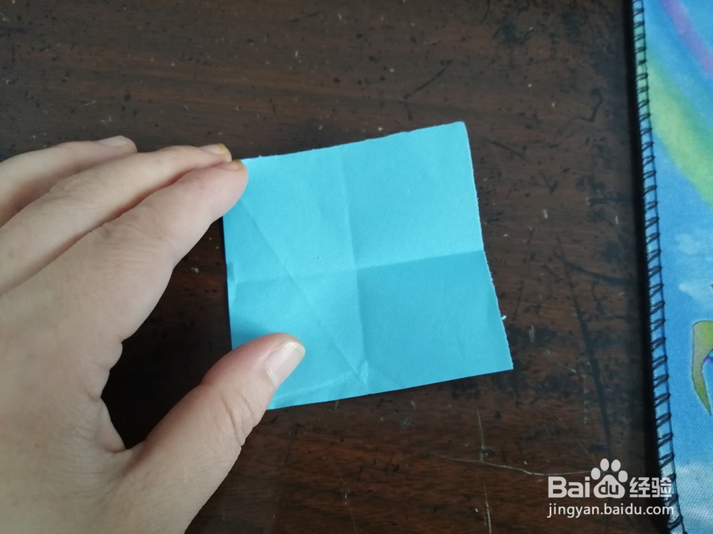 学生装迷你短裙怎么用纸折