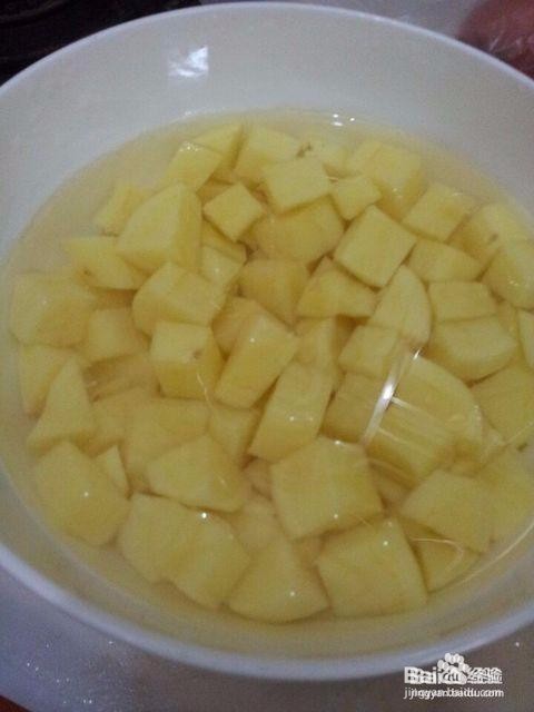 便捷又美味的土豆炖牛肉做法
