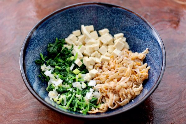 萝卜樱海鲜豆腐蒸饺