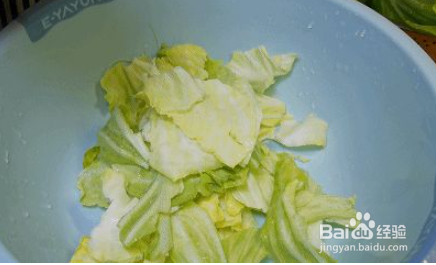 如何做手撕包菜