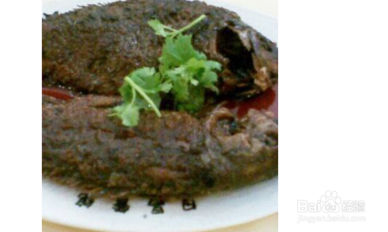 酥鲫鱼的做法