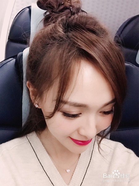 还要继续一成不变吗？今年流行的发色是这些