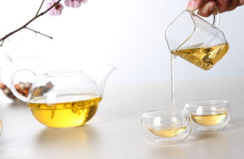 春茶上市了，该如何选春茶？