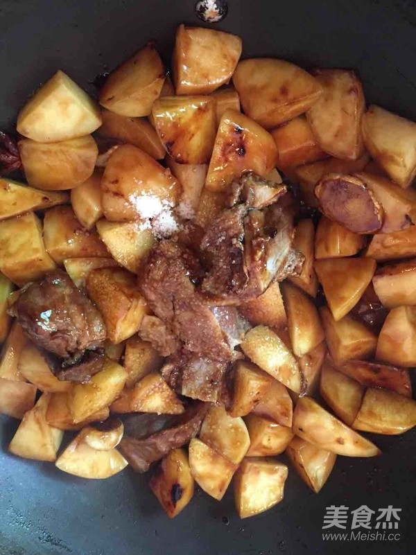 红烧土豆的做法