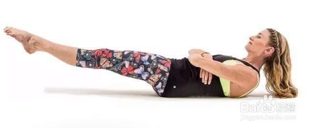 如何有效瘦肚子赘肉和大腿肉室内运动小窍门方法