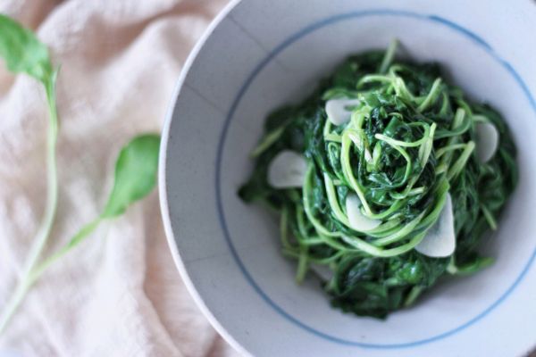 蒜片清炒马兰头