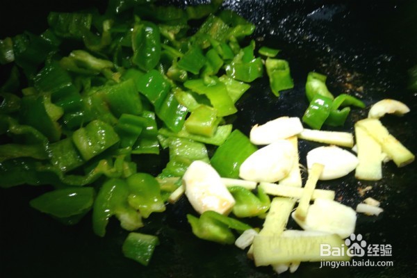 怎样才能做出好吃的家常黄油大虾烧西兰花