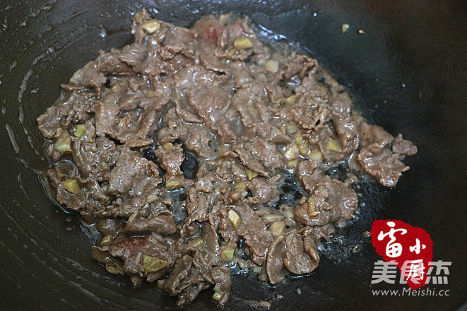 雪菜炒牛肉的做法