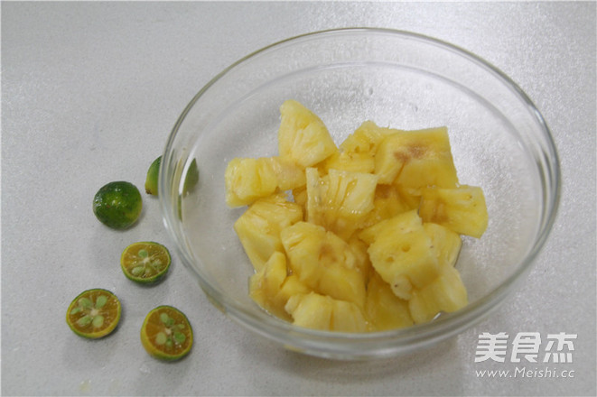 美丽新吃法—培根菠萝卷