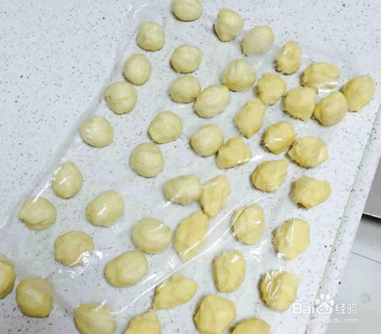 如何制作苏式梅菜肉月饼