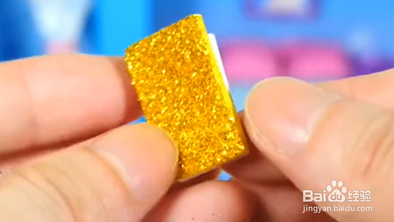 怎样帮芭比制作实用的小物品