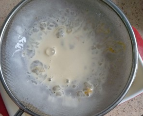 鸡蛋鲜奶布丁