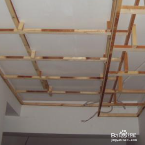 建筑木工顶板如何铺的正