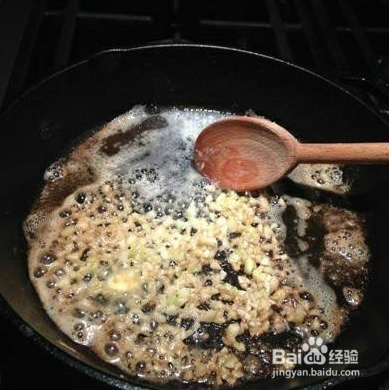 奶油蒜味鲜虾五步走