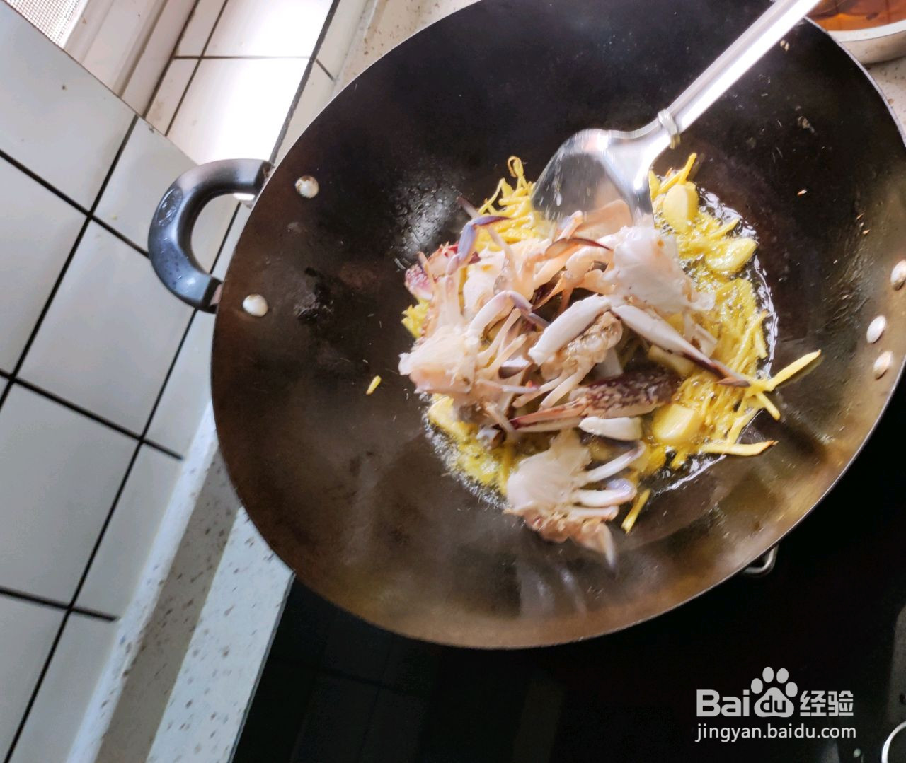 家庭版葱姜炒蟹的做法