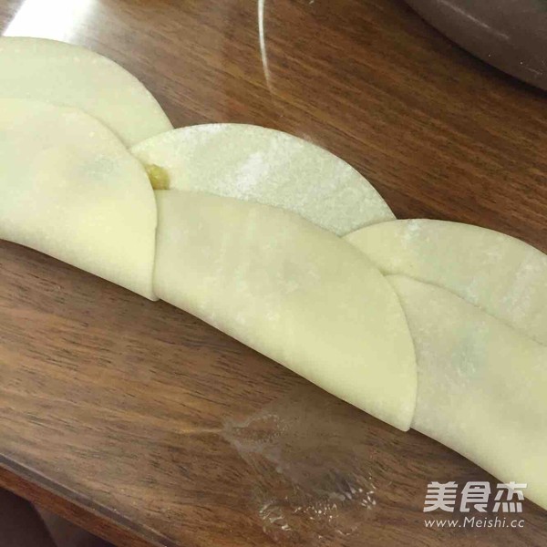 玫瑰花饺子的做法