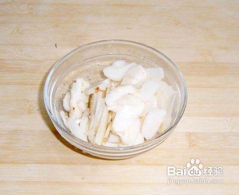 荸荠玉米银耳羹做法