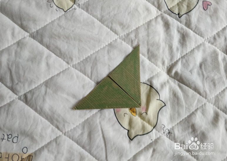 用九巧板怎么拼一个练习舞步的小哥哥呢？