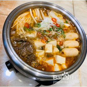 怎么制作嫩豆腐泡菜牛肉锅