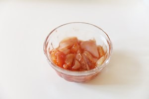 如何做烤鲜蔬甜辣酱鸡肉卷