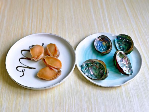 蒜蓉粉丝蒸鲍鱼