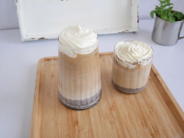 奥利奥海盐奶盖咖啡