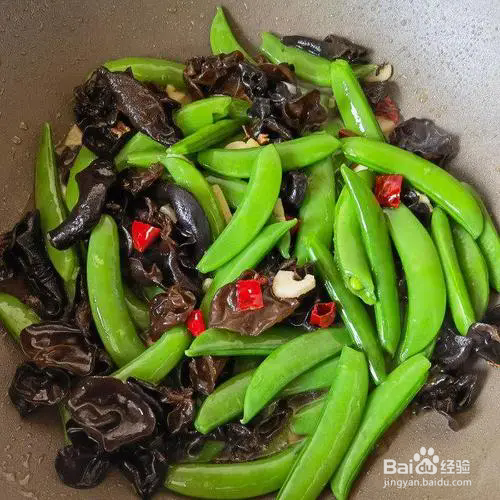 甜豆炒木耳