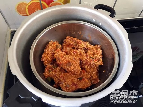 小米辣酱蒸排骨