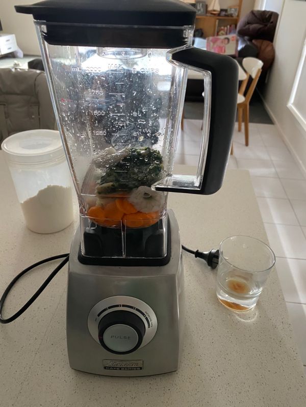 虾仁鸡胸肉菠菜胡萝卜蒸糕