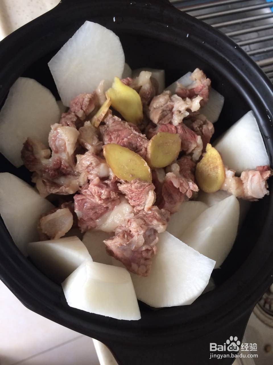 萝卜焖牛腩做法