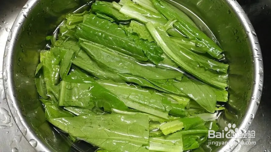 油麦菜炒豆芽