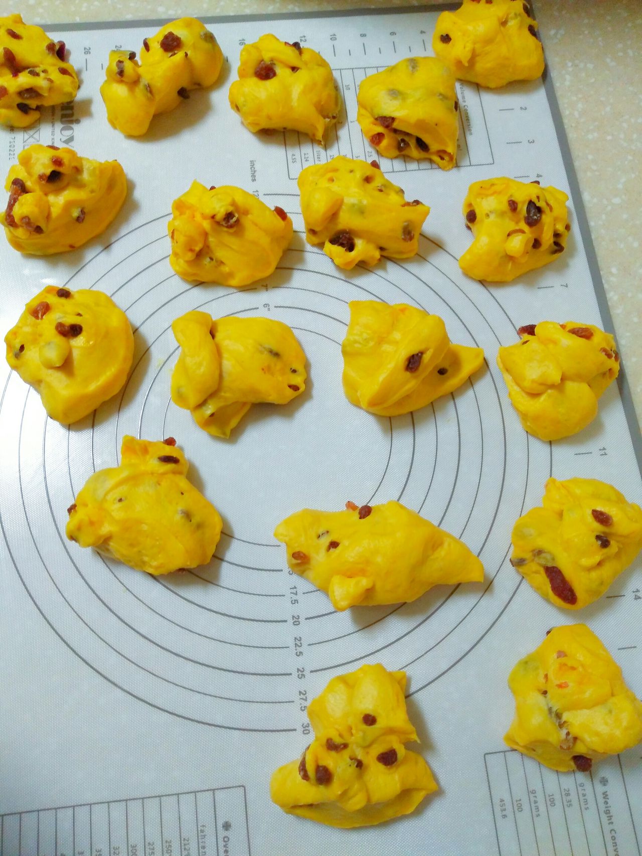 南瓜蔓越莓面包制作,给你意想不到的美味