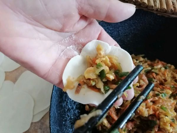 冬瓜胡萝卜海米馅饺子