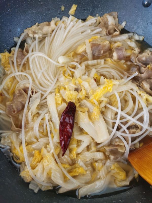 肥牛酸菜炖粉条