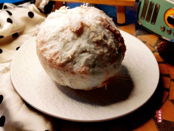 爱TA就剥柚子给TA吃