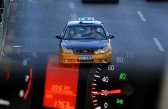 #过年#开车应当注意什么