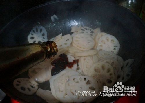 香辣入味干锅藕片的做法