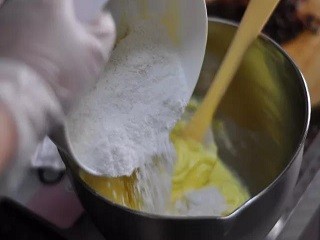 提子椰蓉球怎么做?